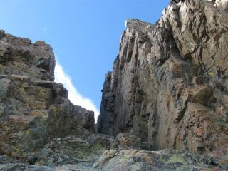 camino sotto passo della lepre