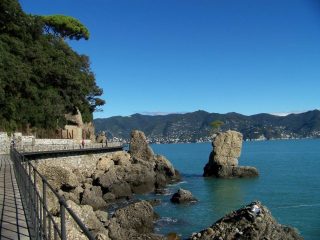 presso Paraggi