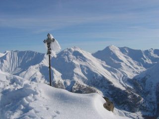 Croce di vetta e la val Troncea