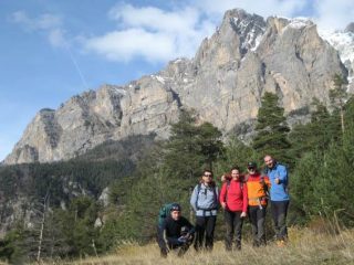 Il gruppo con la Tete d'Aval sullo sfondo