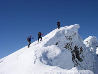 cornici sotto la cima