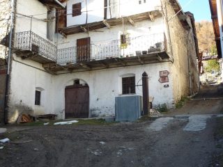GrandPuy, le strade di andata (328) e ritorno (327)