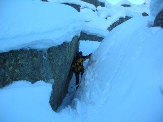 Pianoro di Umbrias: passaggio fra massi