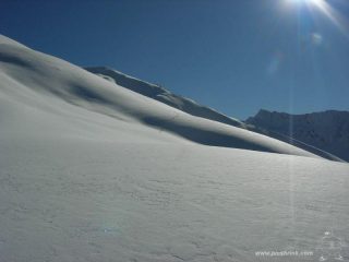 pendii immacolati verso la cima  foto m.conti