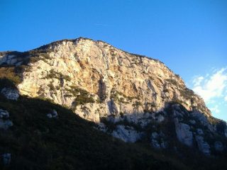 la parete alle ore 16