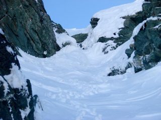 l'ultimo tratto non fatto: si notino le tracce di salita di Max, in rilievo