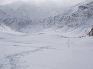 Pendii immacolati verso la cima delle rossette