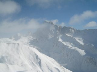 Monviso tra le nebbie