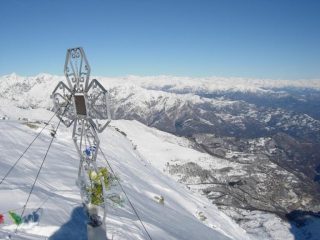 La croce di vetta