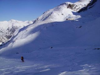 Discesa nel vallone dell'Albergian