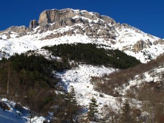 La grossa slavina scesa dal Conoia