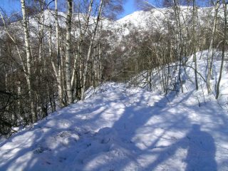 la strada in discesa