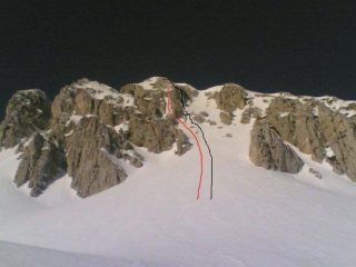 La II via a dx dello Sperone Centrale è quella tracciata in nero