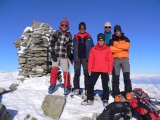 gruppo in cima