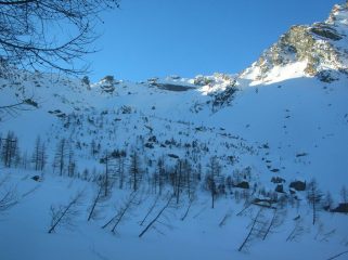 Il Mont Ruvi dall' alto vallone di Molinaz.