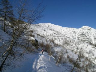 strada a dx di Rocca Ciaramolin