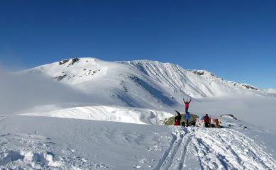 Cima e Ostanetta dietro