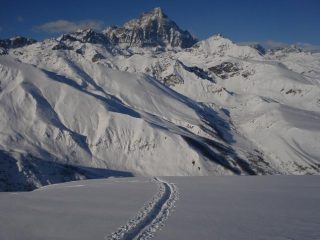 neve...