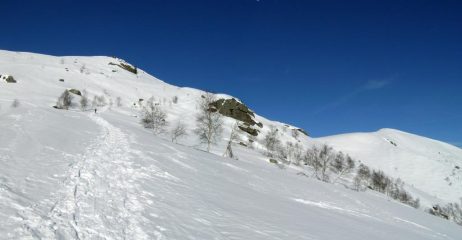 sotto la cappella san Bernardo, con la cima a destra