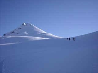 dal colletto salendo verso i pendii finali