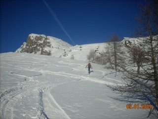 risalendo verso la stazione superiore