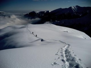 Rinforzi in arrivo nella trincea di salita