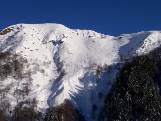 L'alpe Rondecca con le nostre tracce di salita