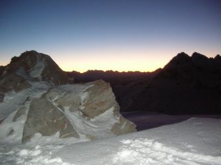 In cima al Gran Pays alle sei di sera.