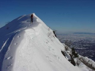 Cresta di vetta, a dx al centro Superga
