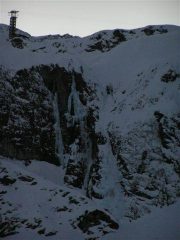 Le tre cascate delle Pisse da lontano