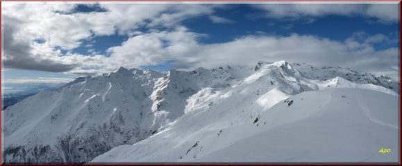...panoramica dal Lion verso Ovest...