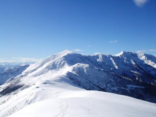 Panorama verso il Soglio da Cima Mares