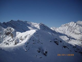 dalla cima verso Baraccone e G.Guglia