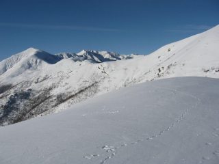 Dalla dorsale, vista sul Monte Soglio