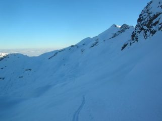La Cima Bonze e l' alto Vallone del Rio Fer di Bonze dalla Bassa di Bonze.