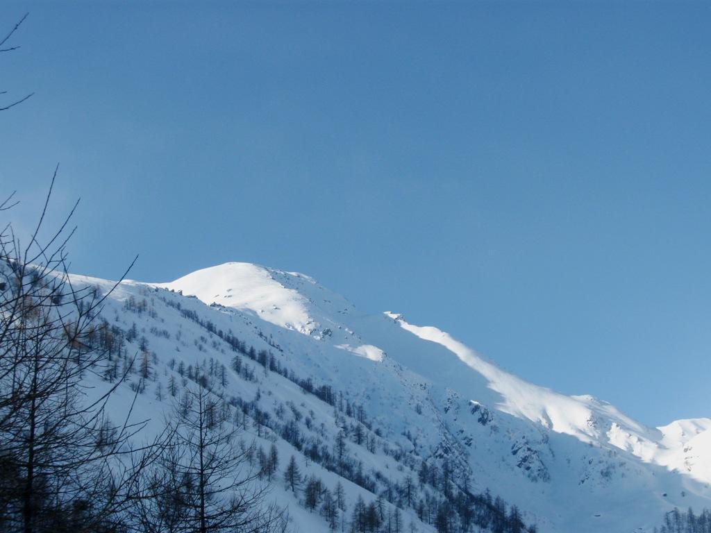 Doubia con a SX i pendii OS della Variante