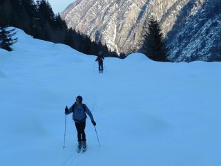 I pendii si aprono dopo la casera di Mezzana