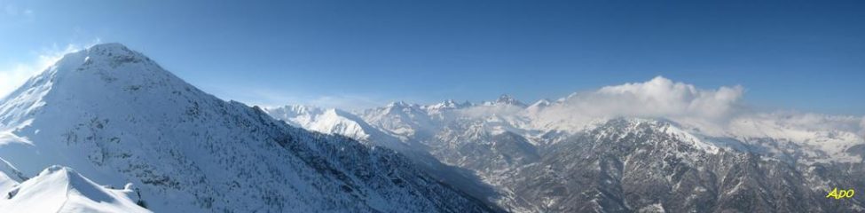 ...panorama ad Ovest visto dalla Punta Sourela...