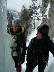 Renzo, ma sei proprio sicuro?  Perchè, vorrai mica scendere?