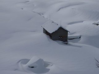 In basso a sinistra la cappelletta (forse)
