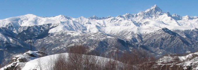 Croce di Sanfront con gruppo Monviso