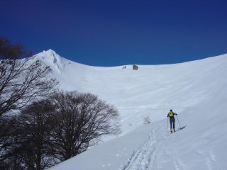 salita verso gias Pittè