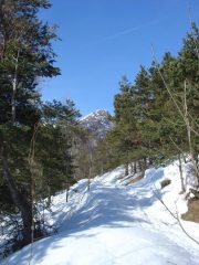 la cima vista dal parcheggio