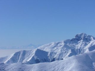 Il Mucrone e sullo sfondo il Mon Viso