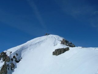 I primi metri sotto la vetta