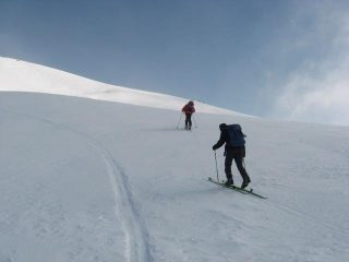 TRA SOLE E NUVOLE