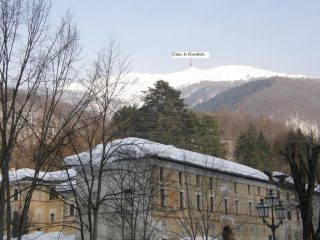 La vettà vista dal parcheggio della Certosa
