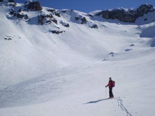 Il canale di salita sotto lo Iurin