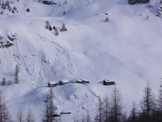 Distacchi spontanei un po' ovunque