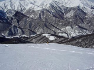 In discesa verso la Valle Pesio